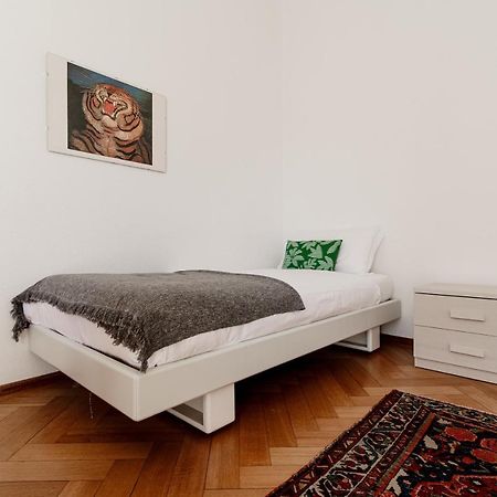 Giuka Apartment By Quokka 360 - Close To The Station Massagno ภายนอก รูปภาพ